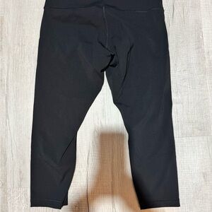 Black Cropped LuluLemon Leggings